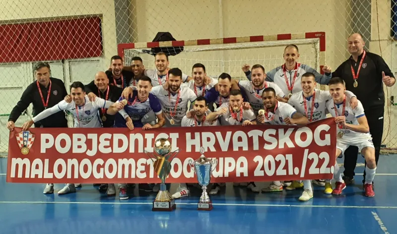 Novo Vrijeme na pogon Hercegovaca! Suton, Gašpar, Sesar i predsjednik Dugandžić proslavili naslov prvaka u Kupu Hrvatske