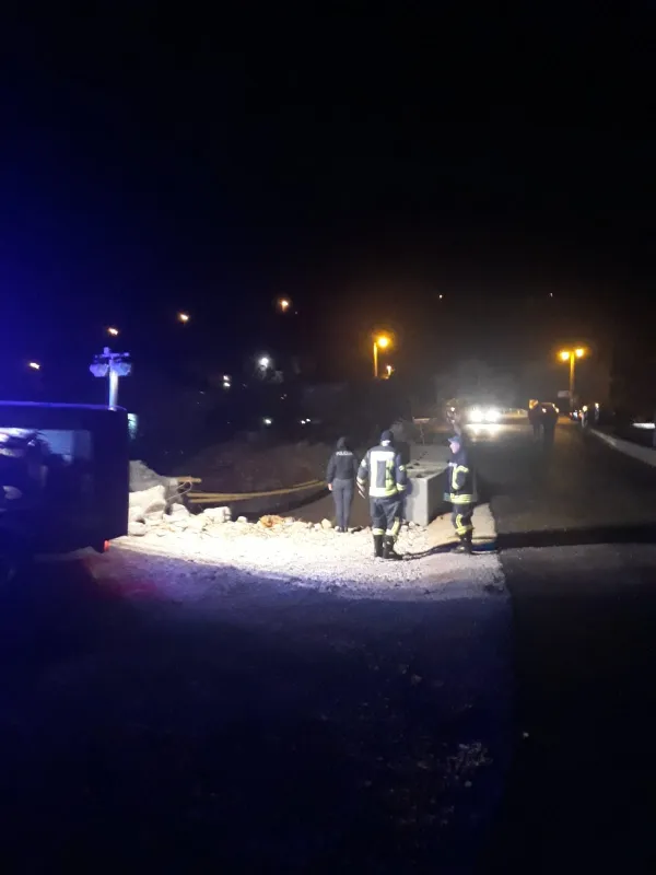 FOTO: Teža prometna nesreća u Grudama, na izlazu s Južne obilaznice koji je u izgradnji 1