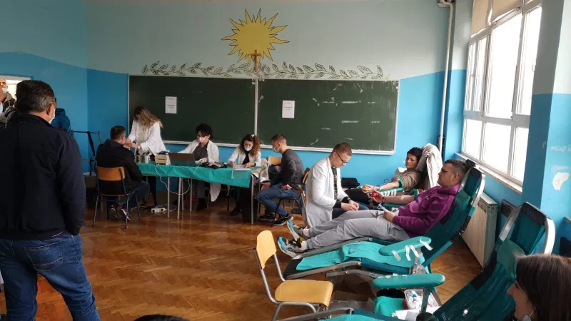 FOTO: Darovano 58 doza krvi u Grudama 2