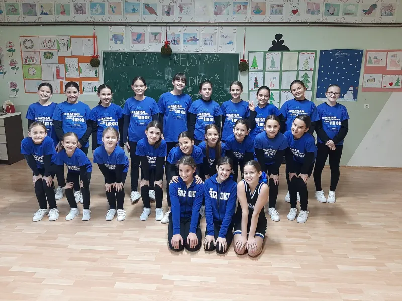 FOTO/VIDEO: Božićna priredba cheerleading kluba Ledinac 4