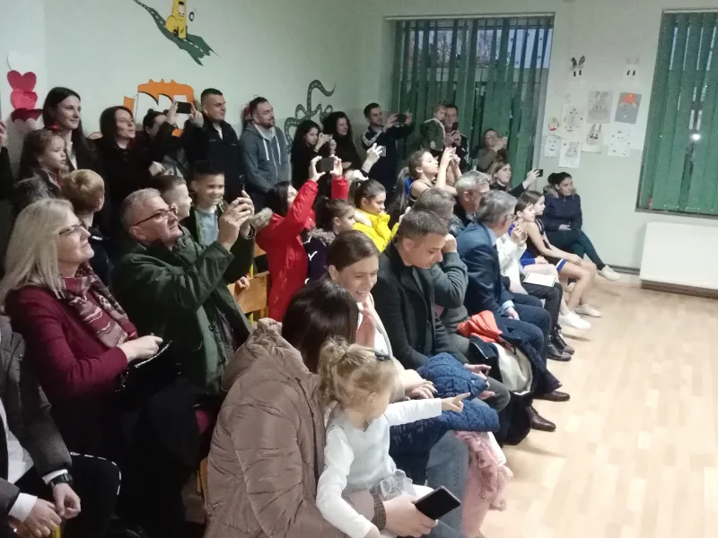 FOTO/VIDEO: Božićna priredba cheerleading kluba Ledinac 6