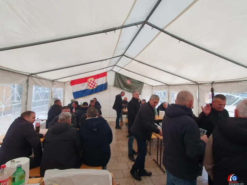 FOTO: GRUDSKI BRANITELJI OKUPILI SE NA TRADICIONALNOM DRUŽENJU 12