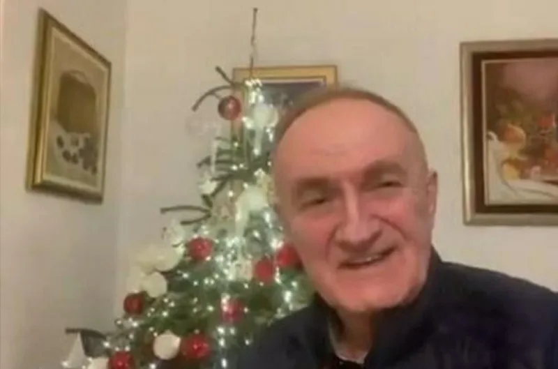 Mate Bulić čestitao Božić i novu 2022.