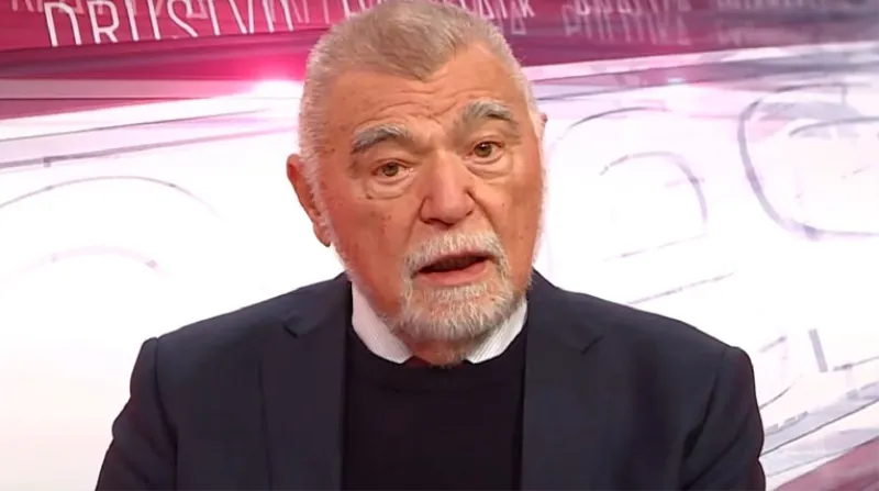 Mesić razočaran: Milanović i Plenković su uz Čovića, na sceni je tuđmanizacija
