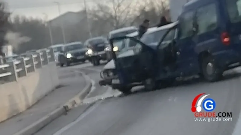 Foto: Prometna nesreća u Knešpolju, policija preusmjerava promet