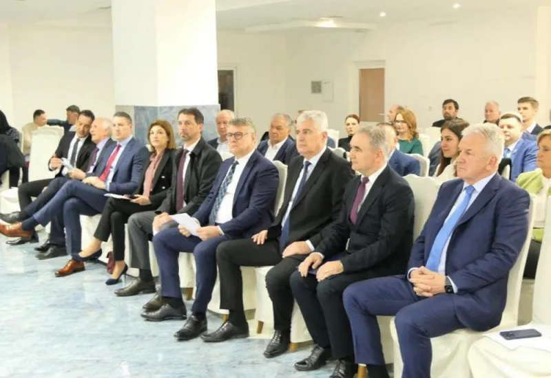 Novo vodstvo udruge Hrvata iz BiH 'Prsten'