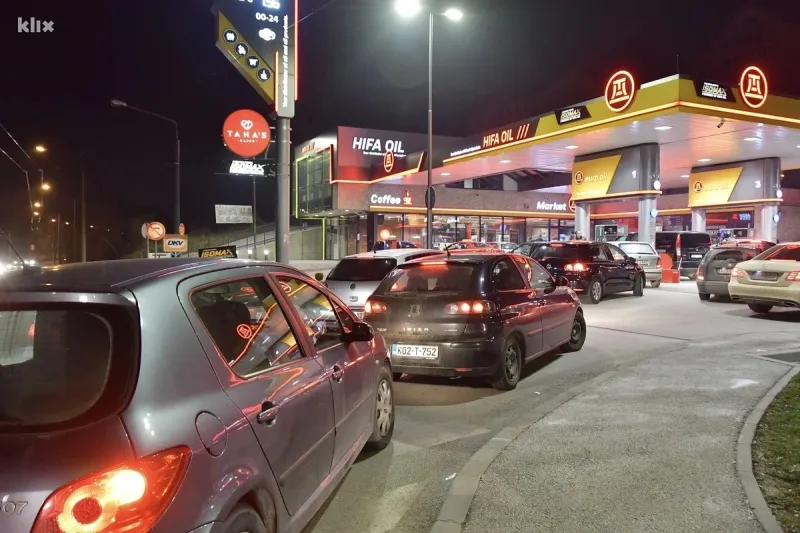 FOTO: Benzinske 'gore' zbog novog poskupljenja! Vlada Federacije ne čini ništa da ublaži udar na građane 2