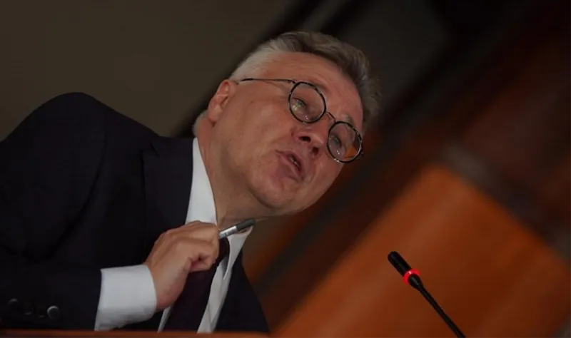 ''Što ako NATO postavi nuklearne rakete u BiH okrenute prema Moskvi i kako znate da nemamo planove protiv Hrvatske?''