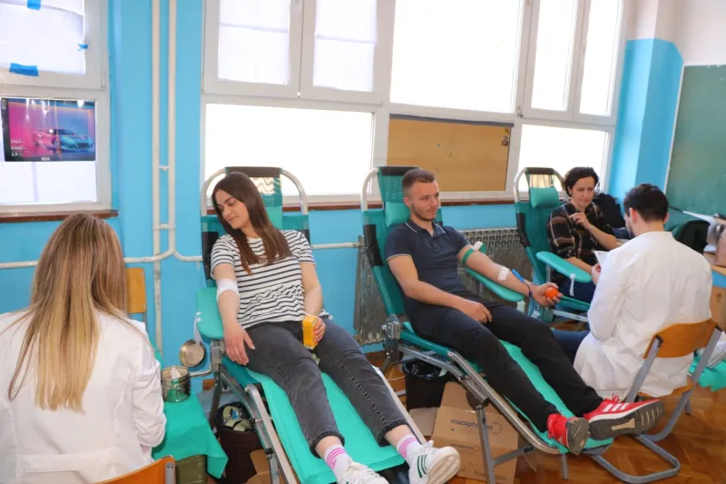 FOTO: GRUĐANI DAROVALI 46 DOZA KRVI