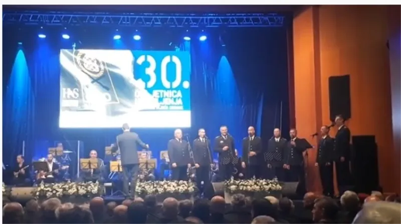 (VIDEO) Slobodno se naježite! Klapa Sveti Juraj otpjevala himnu HVO! Gruđanin je izvodi u originalu
