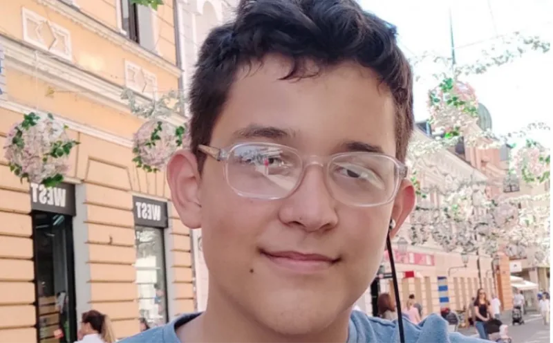 15-godišnjak dao oglas da radi 'okolokućne' poslove, želi zaraditi za ekskurziju