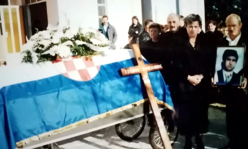 Preživio Vukovar, poginuo na Kupresu, pokopan u Grudama: Tko je bio Zdenko Marijanović - Beba 2