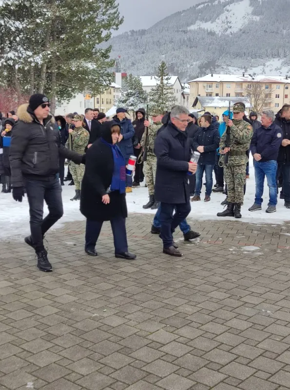 FOTO: 30. obljetnica stradanja Hrvata na Kupresu, Gruđani se prisjetili i svojih 12 vitezova 10