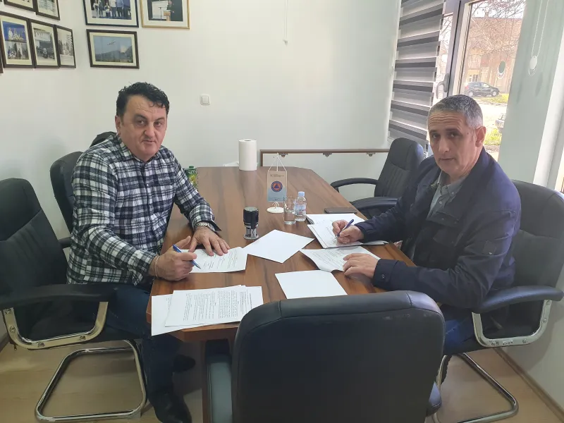Civilna zaštita ŽZH potpisala ugovore sa vatrogascima i radioamaterima 1