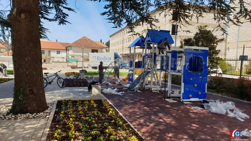 FOTO: Park hrvatskih velikana u Grudama obogaćen sadržajem za djecu 8