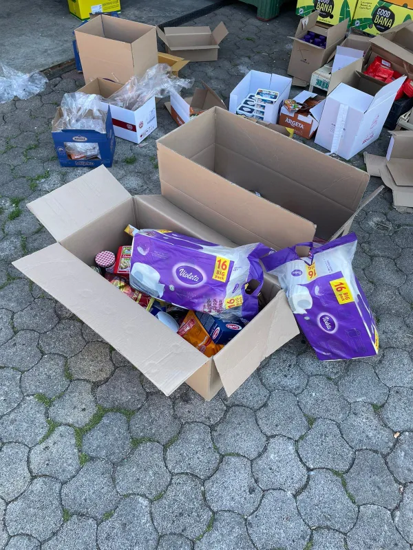 FOTO: GRUDSKI HUMANITARCI I VOLONTERI ULJEPŠALI I USKRS SVIMA 8