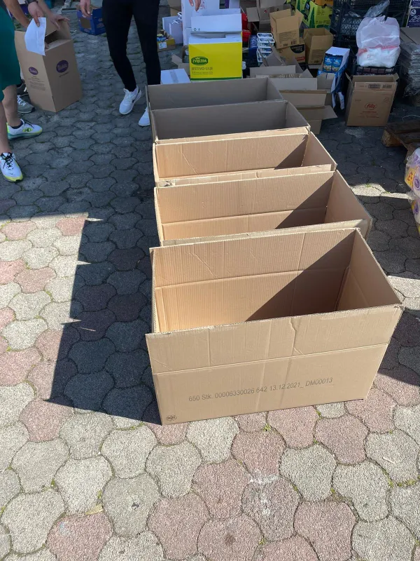 FOTO: GRUDSKI HUMANITARCI I VOLONTERI ULJEPŠALI I USKRS SVIMA 5