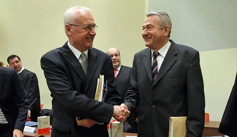 Nakon što su ih počeli nazivati judama, Ćosić povukao potpis, Krešić razmišlja!
