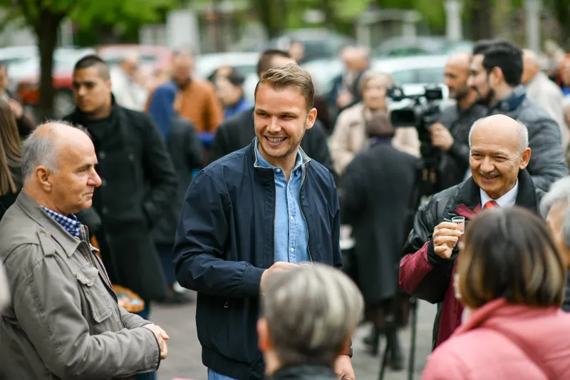 Stanivuković prvi gradonačelnik Banje Luke na uskrsnoj misi nakon 36 godina 2