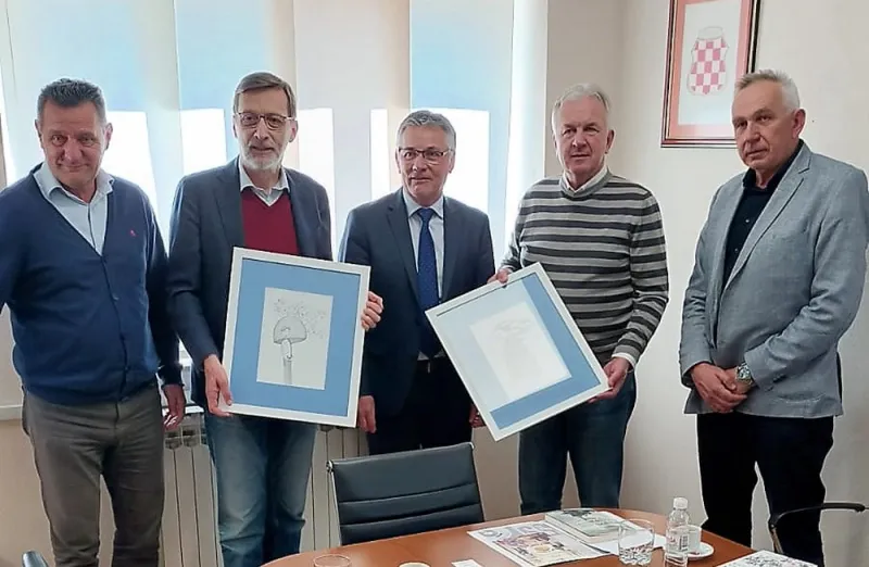 Grude: Predsjednik Matice hrvatske Miro Gavran posjetio Općinu i Srednju školu A.B. Šimić