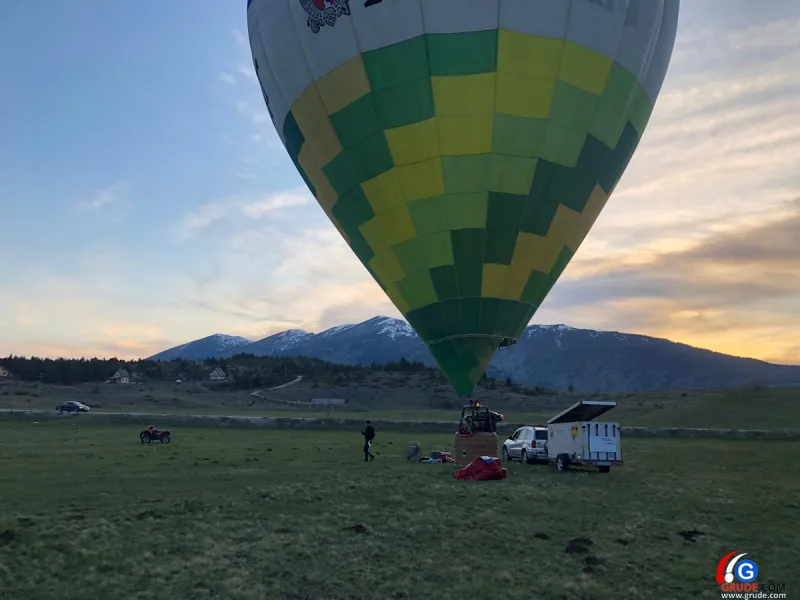FOTO/VIDEO: HERCEGOVINA TESTIRALA BALON NA VRUĆI ZRAK 1