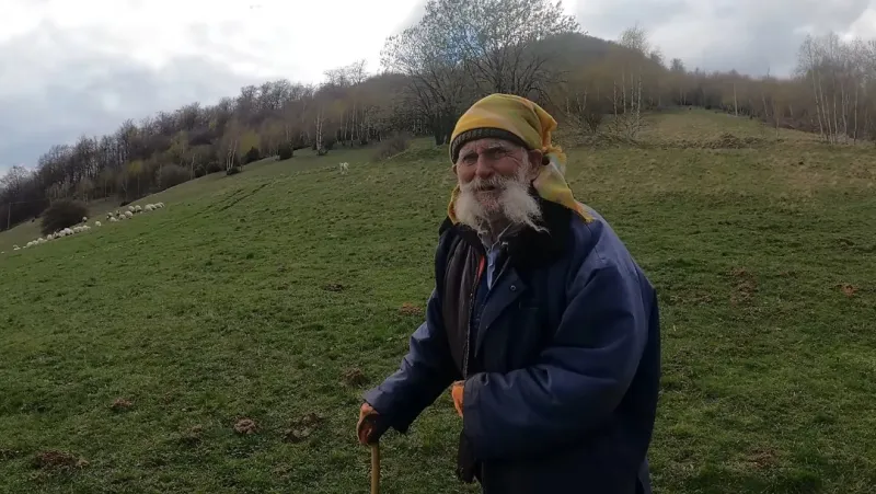 (VIDEO) Nedo proslavio 90. rođendan: 'I dalje radim, a dok su mi žene drage, očiju mi, dobro je'