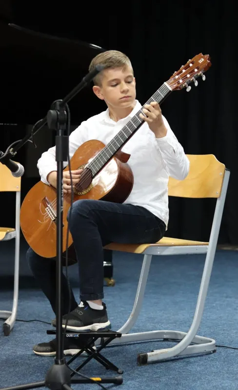 FOTO: Mladi virtuozi Osnovne glazbene škole Grude održali koncert 9