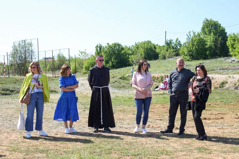 U Rasnu održane Stare školske igre 2