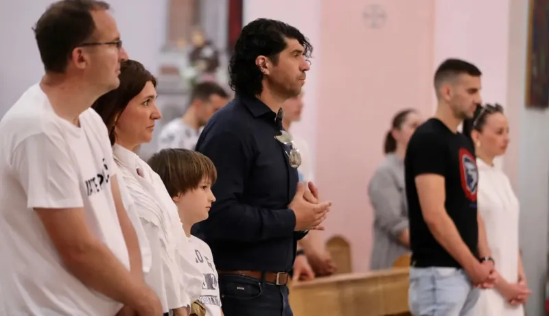 Održana sveta misa za uhićene navijače! Svećenik: Ovo je želja navijača Hajduka