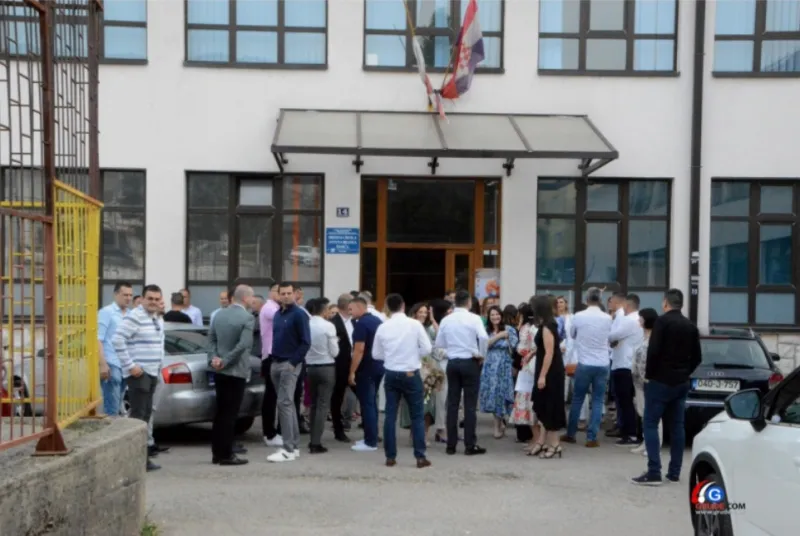 FOTO: 35. generacija maturanata Srednje škole A.B. Šimić Grude proslavila 20. obljetnicu mature