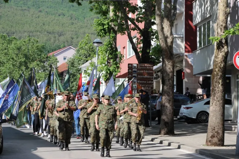POSUŠJE: Svečano obilježen Dan svehrvatske državnosti i Dan branitelja