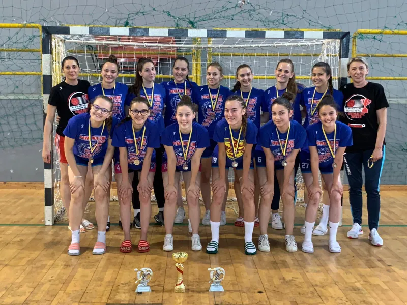 Juniorke HRK Grude brončane, Borac obranio naslov juniorskih prvakinja