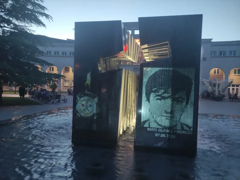 FOTO/VIDEO: Mostar odao počast vitezovima iz općine Grude i Brotnjaku 2