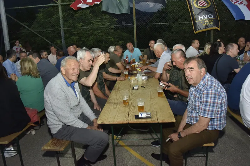FOTO: Lipanjske zore oduševile! Bakljada, vatromet, Dražen Žanko i gosti u Mostaru... 9
