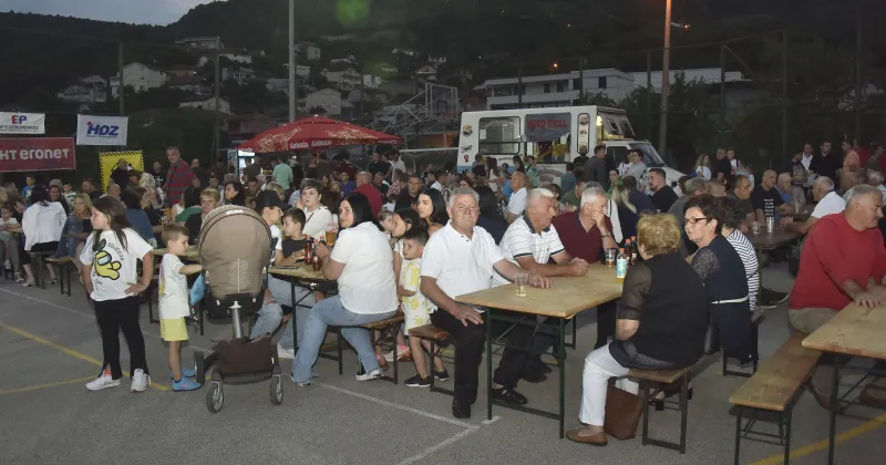 FOTO: Lipanjske zore oduševile! Bakljada, vatromet, Dražen Žanko i gosti u Mostaru... 13