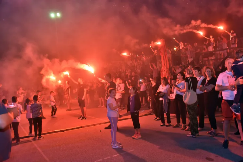 FOTO: Lipanjske zore oduševile! Bakljada, vatromet, Dražen Žanko i gosti u Mostaru... 2