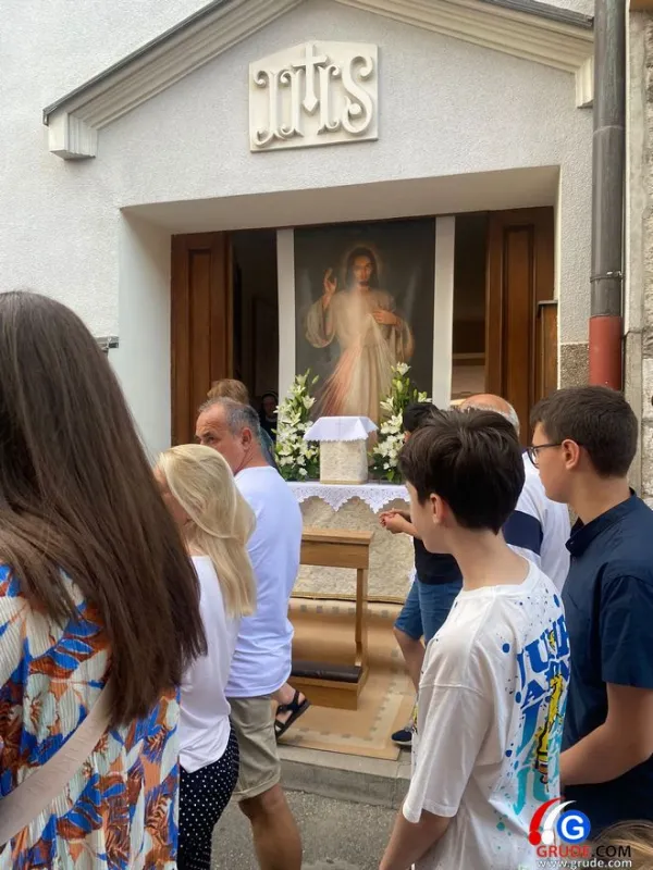 FOTO: Procesija kroz Mostar i blagoslov u Franjevačkoj crkvi 3