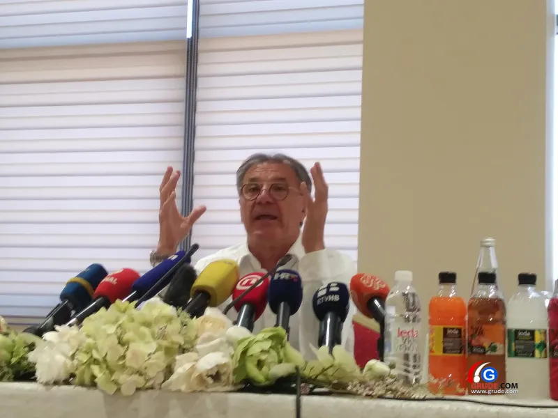FOTO/VIDEO: Bili smo na Mamićevoj pressici! Jedna od najkraćih, ali najeksplozivnijih 4