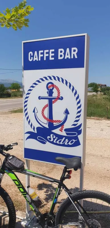 Grupa Krivi Smjer, zabava za djecu, turnir u pikadu za Petrovdan u Sovićima 1