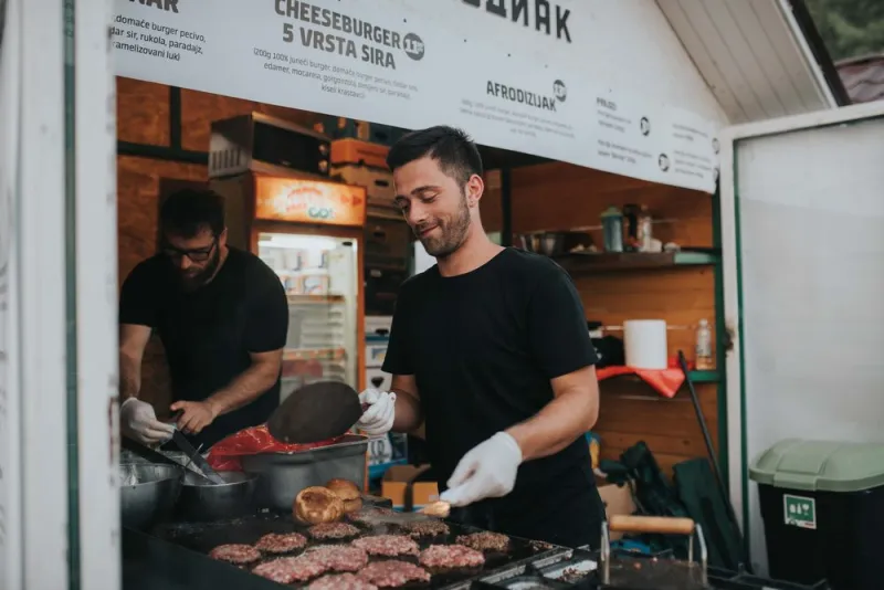 Volite dobru klopu, idealno za vas je Street Food Fest u Širokom Brijegu 4