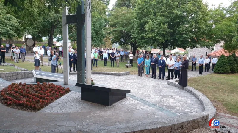 Obilježena 25. obljetnica smrti mr. Mate Bobana FOTO 8