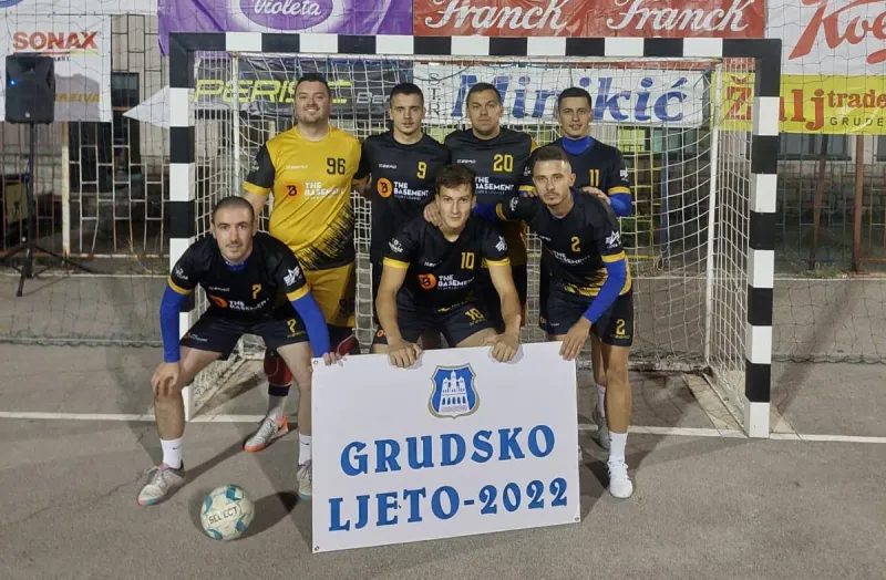 FOTO: Prohladna nedjelja i 6 izvrsnih utakmica Grudskog ljeta! Slavili Grude online, Adeo, Pink label Karlovačko, Basement club, Caffe Monte Carlo Mostar 6