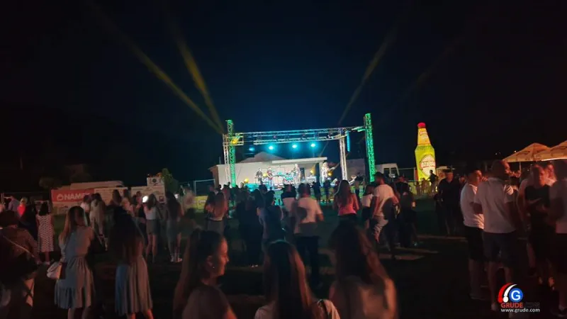 Mladen Grdović odličnim spektaklom oduševio u Bobanovoj Dragi FOTO/VIDEO 1