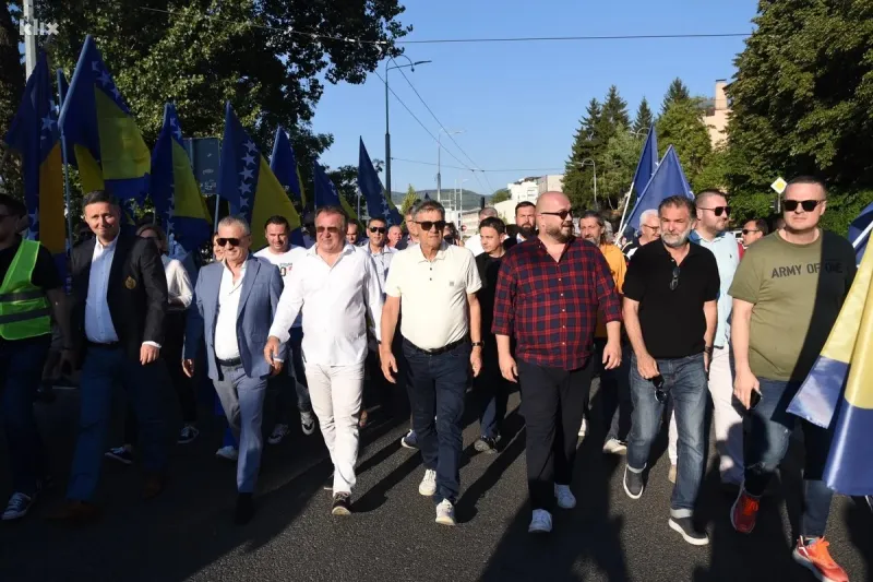 Sarajevo potvrdilo da mrzi Hrvate i Bošnjake koji nisu iz Sarajeva! Nijedan grad ih nije podržao u prosvjedu 3