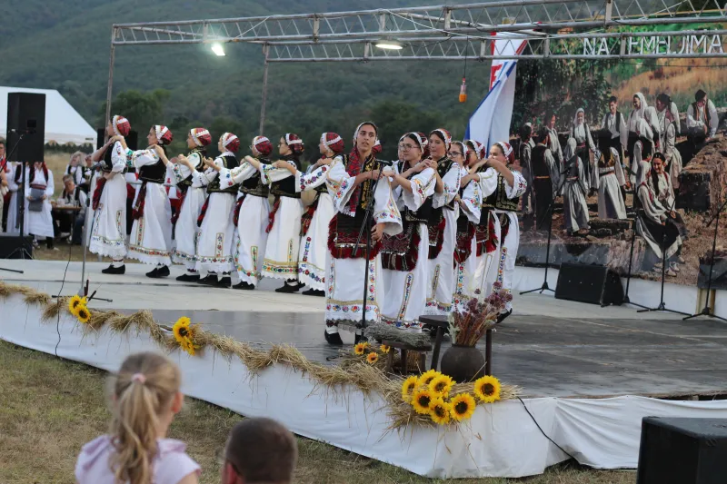 U Mokrom održana tradicionalna manifestacija 'Na temeljima bazilike naše'