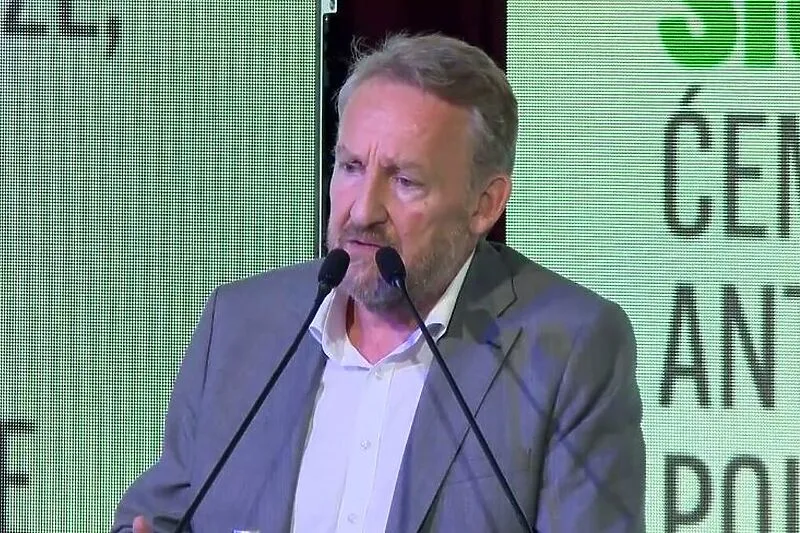 Izetbegović dao svoju najopasniju izjavu dosad: Prebrojali smo se... koliko mladih, koliko lovaca, koliko instruktora na dronovima