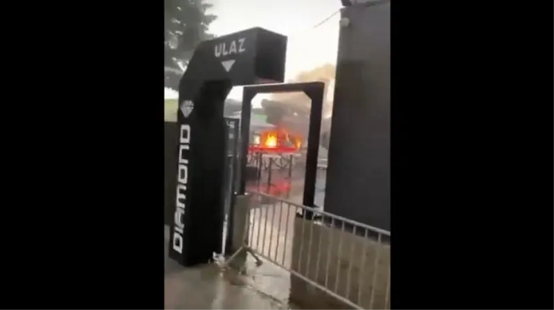 Grom udario kod Diamonda u Ljubuškom, došlo i do požara u blizini diskoteke