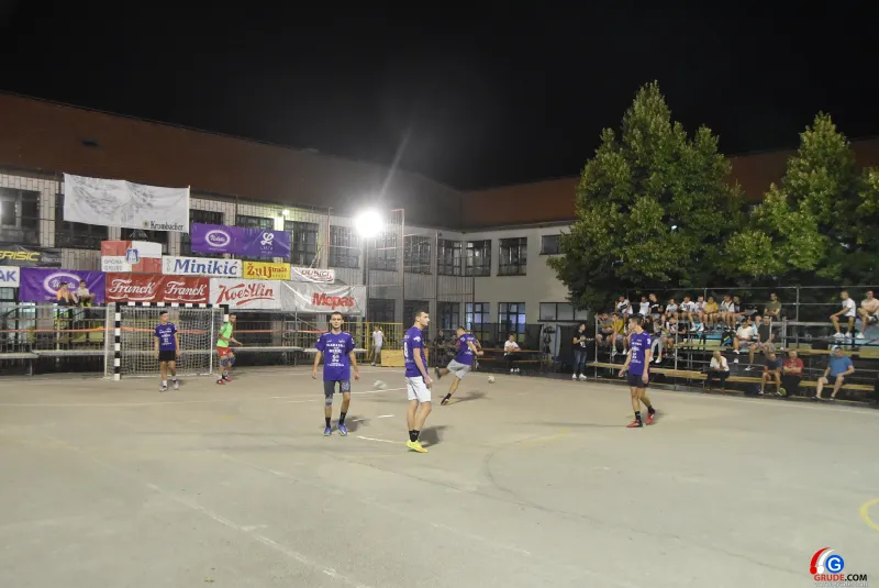 FOTO: Bili smo na LMZ-u Grude i vidjeli pešijsko - goričku noć, uz puno galame igrala i djeca 5