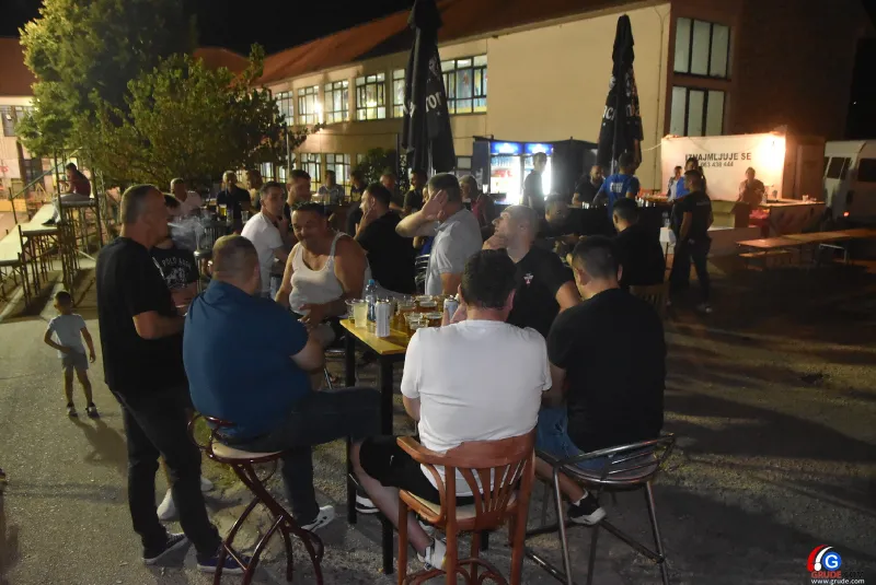 U FINALU TIHALJINA I GRUDE ZAPAD, DVIJE EKIPE POKAZALE ZNANJE, STRAST, ŽELJU... UZ NAVIJAČE KAKVE DANAS RIJETKO TKO IMA 19