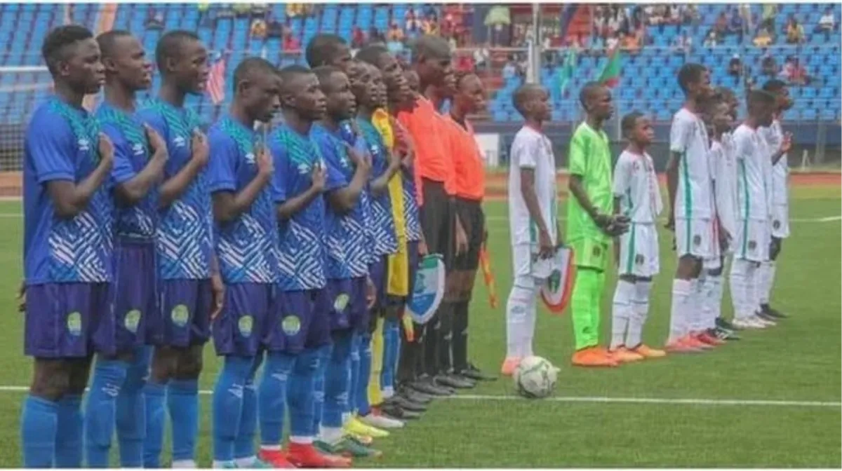 Afrika: Na utakmicu U-15 reprezentacija Sierra Leone doveo 'đuturume'